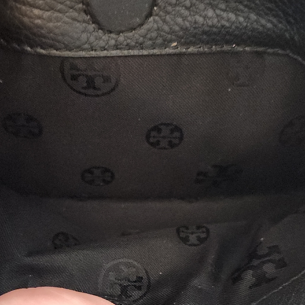 Tory Burch Bombe Leather Crossbody - Picture 8 of 11